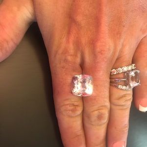 Ballet pink 15.55ct natural Kunzite